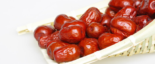 传统春节旺季需求提振 红枣期货周度上涨1.73%